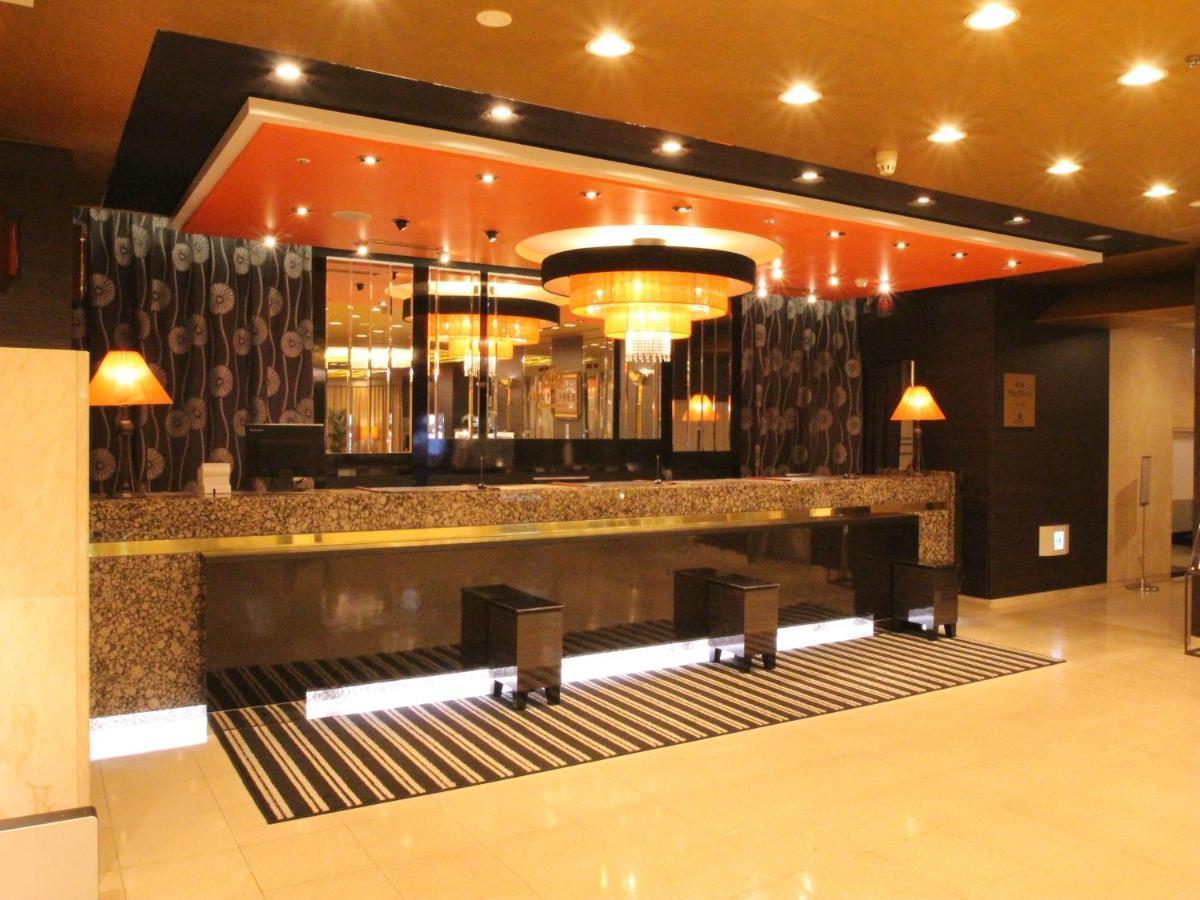Apa Hotel Komatsu Grand Luaran gambar