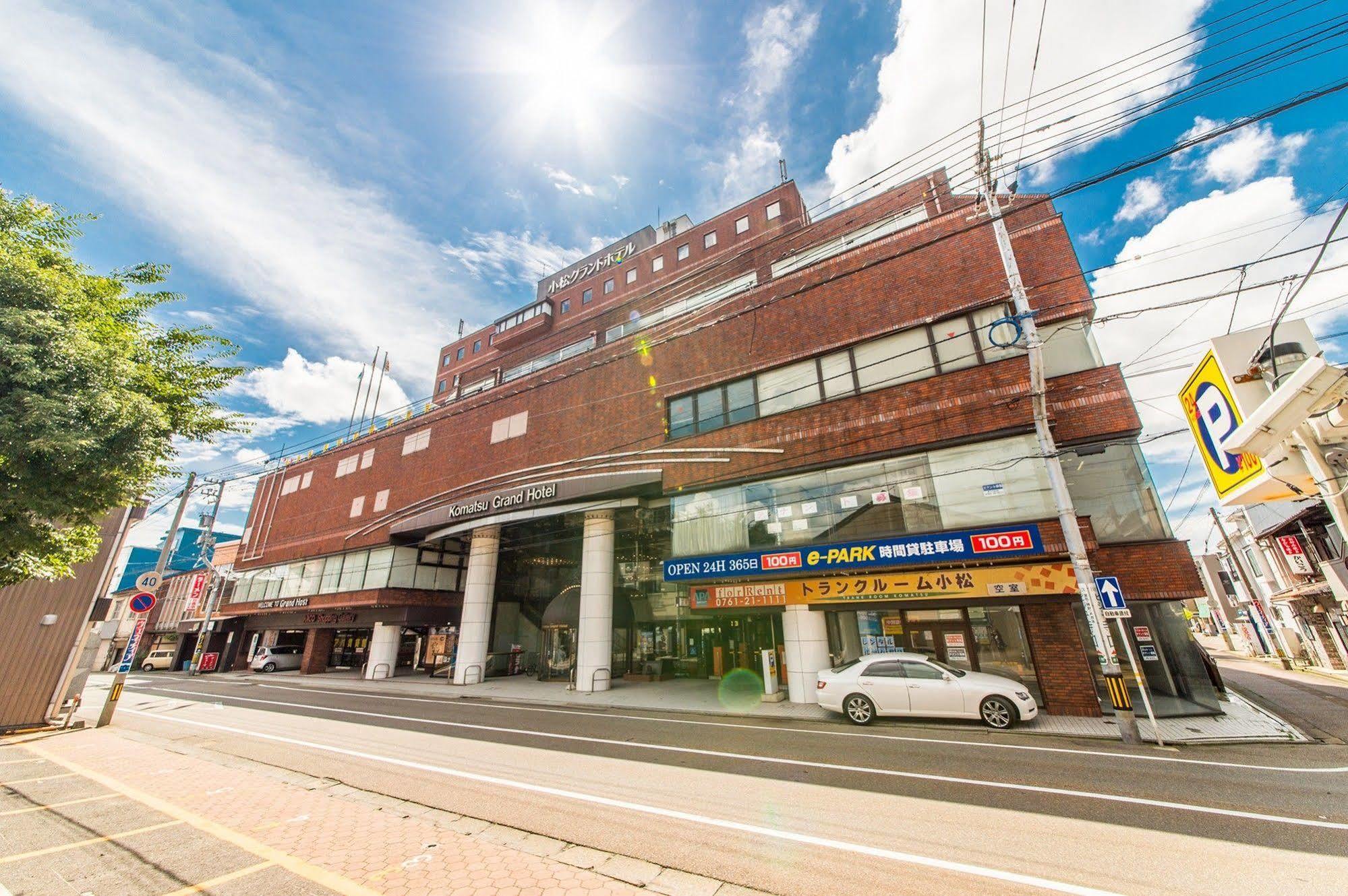 Apa Hotel Komatsu Grand Luaran gambar
